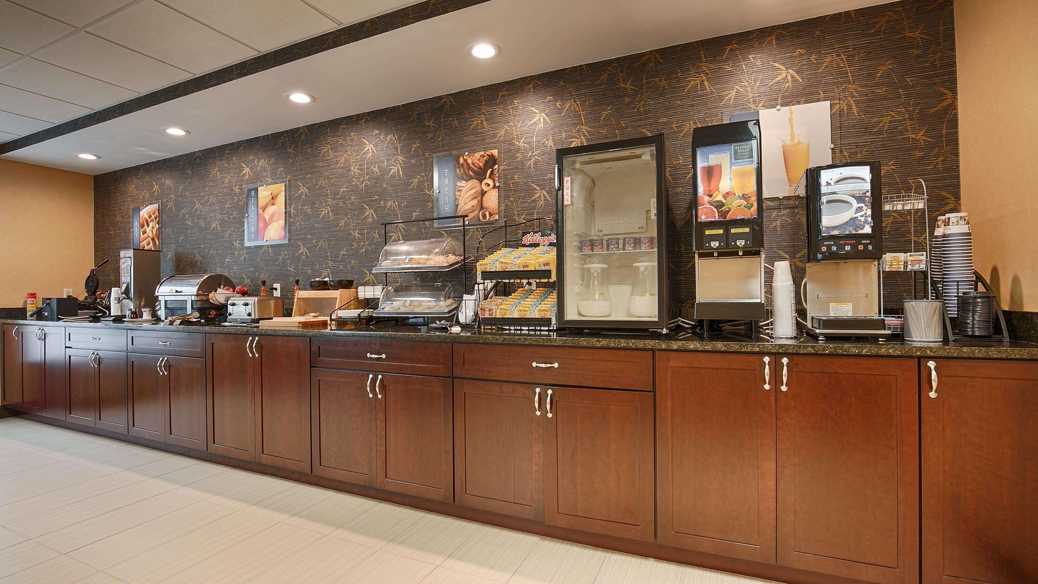 Best Western Springfield West Inn West Springfield Extérieur photo