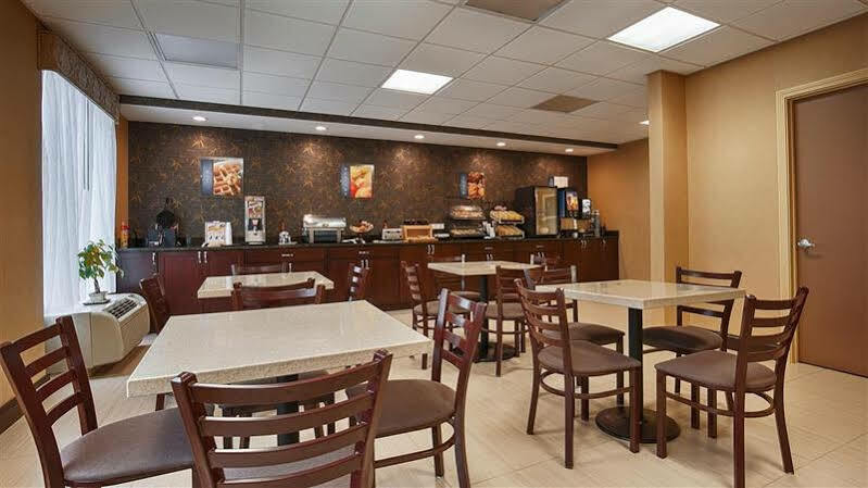 Best Western Springfield West Inn West Springfield Extérieur photo